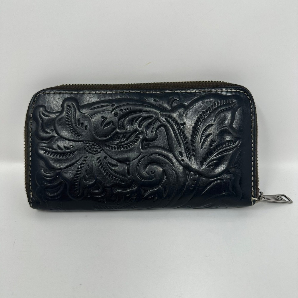Patricia Nash Wallet Women OS Black Leather Floral Embossed Zip Continental